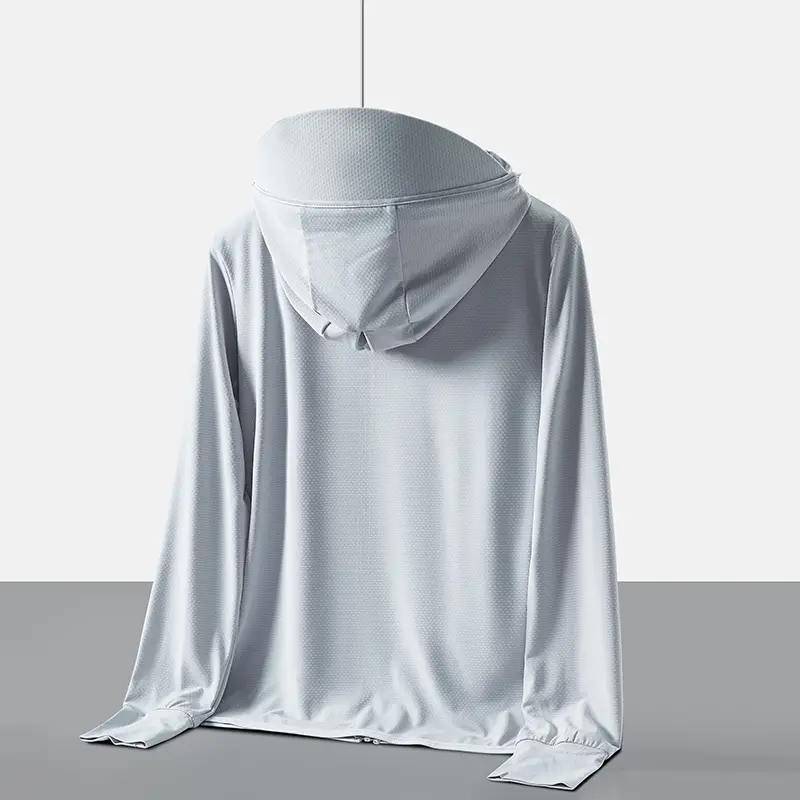 CASACA CON PROTECCION DE RAYOS UV